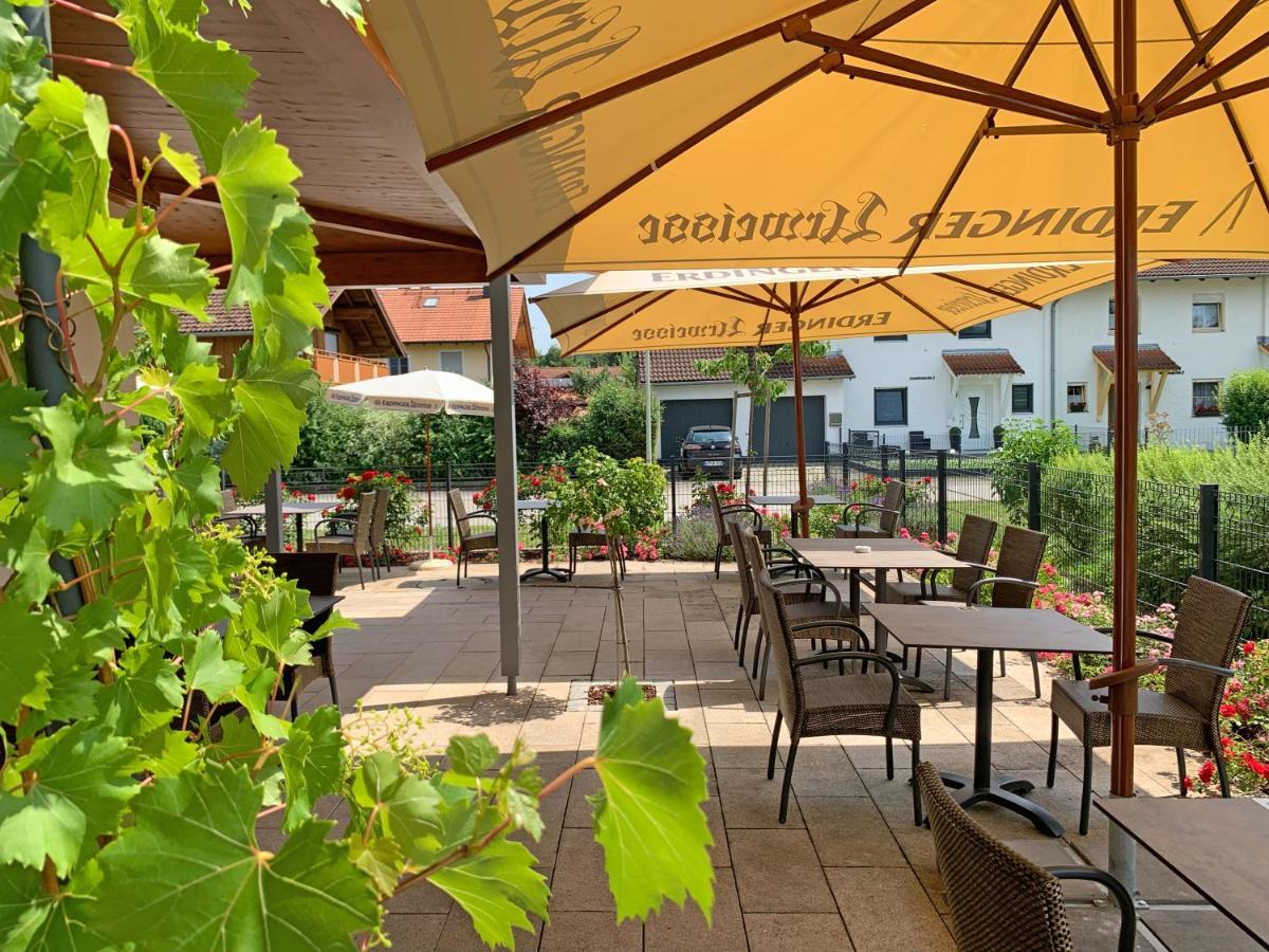Hotel Heimfeld Restaurant Cafe Garching an Der Alz Exterior foto